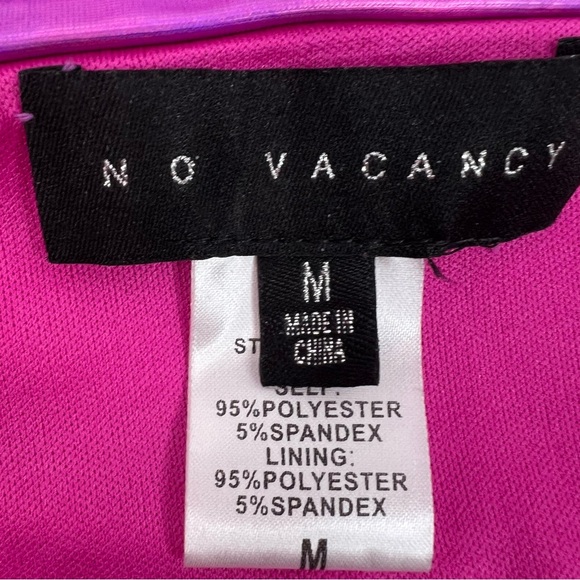 No vacancy dress, shiny metallic Shimmery Fuchsia Halter Ruched Mini lace up - Picture 11 of 13